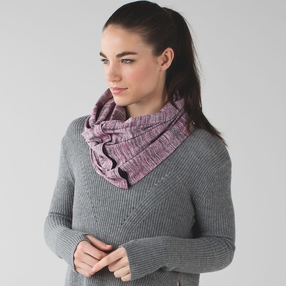 Lululemon Vinyasa Scarf Wrap - Picture 5 of 14